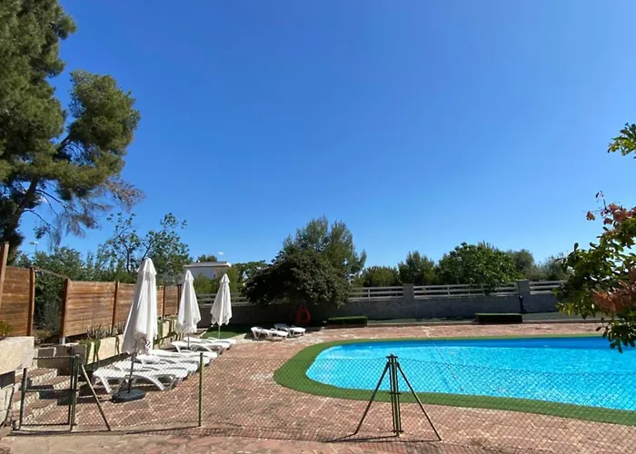 Villa Entrenaranjos